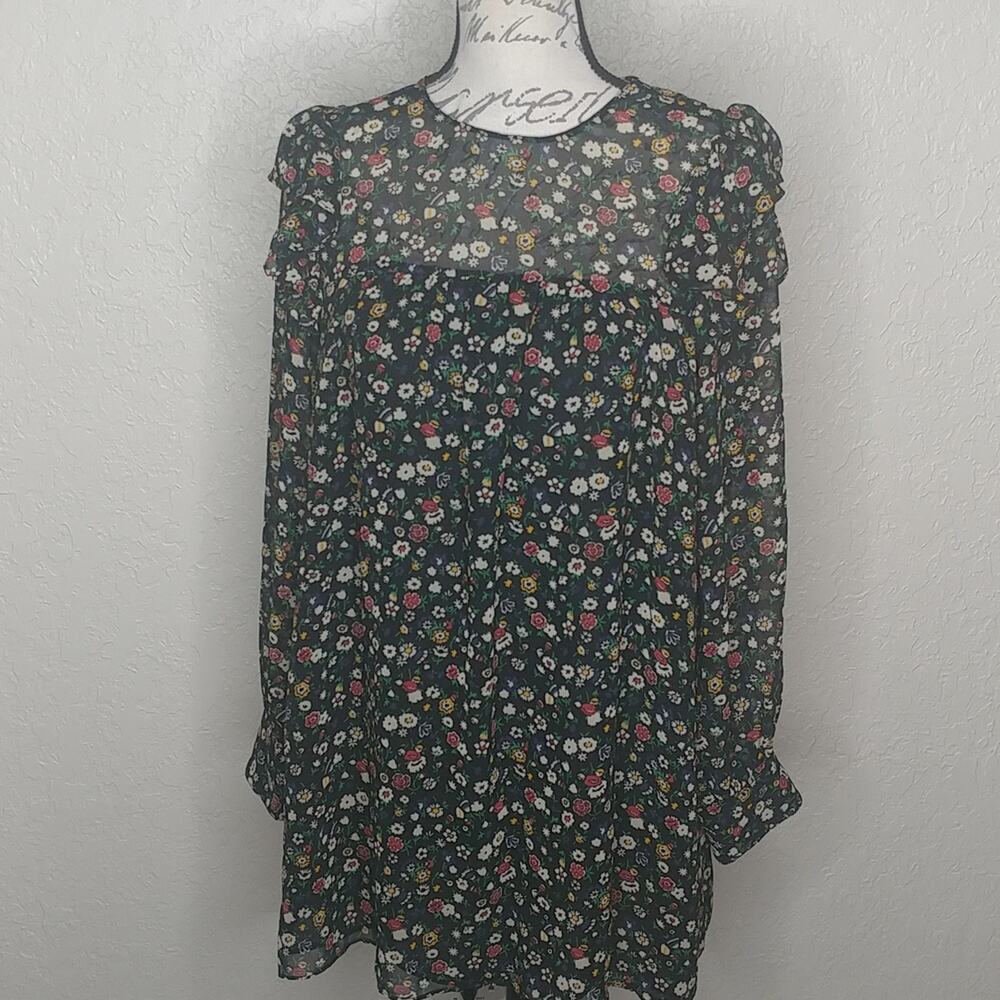 Multicolored‎ Floral Top with Sheer Sleeves